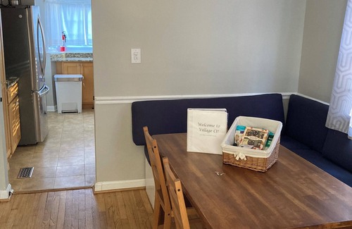 Annandale Casa | Charming 4-bedroom house with huge, fenced yard and fitness room in Annandale