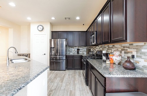 Las Vegas Casa | Charming 4-bedroom house with AC and WiFi in wonderful Las Vegas