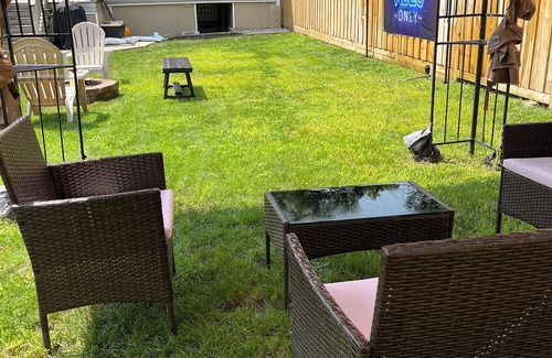 Washington Heights Casa | Charming 4-bedroom house with WiFi and AC in amazing Chicago