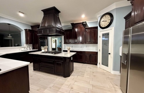 Midland Casa | Charming 4-bedroom house + pool + with AC and WiFi in lovely Midland, TX.
