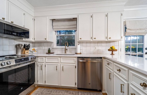 Aiken Casa | Charming 4-bedroom house with Inground Pool, WiFi, AC in brilliant Aiken