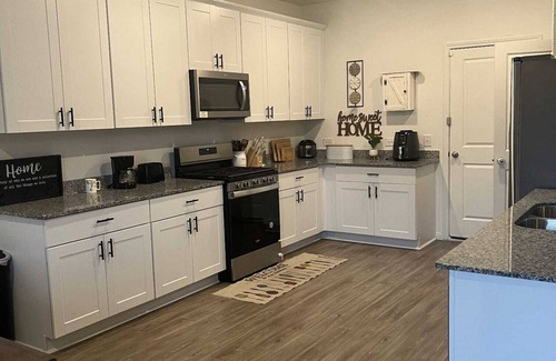 Spring Casa | Charming 4-bedroom house with WiFi and AC in wonderful Spring