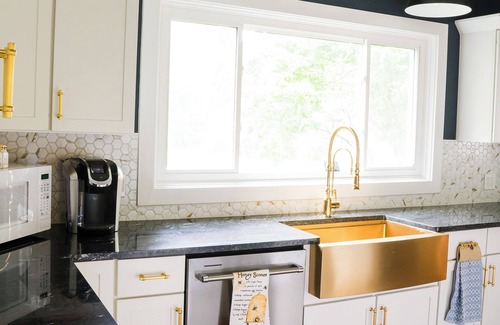 Fennville Casa | Charming 4-bedroom Modern Farmhouse with AC, WiFi, & Close to Lakes!