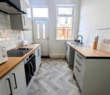 Blyth Casa | Charming 4-bedroom Retreat In Blyth