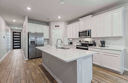 Schertz Casa | Charming 4-bedroom spacious house near I-35 in lovely Selma/Schertz San Antonio