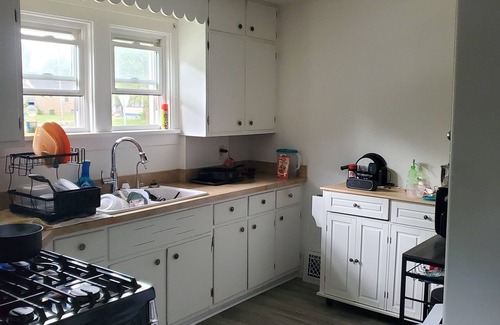 Battle Creek Casa | Charming 4-bedroom house with WiFi and AC in Battle Creek, Near Casino