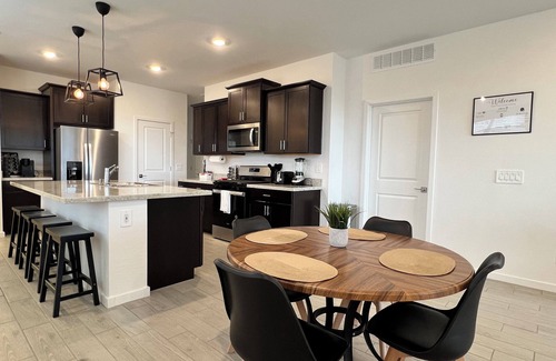 Casa Grande Casa | Charming 4-bedroom house with WiFi, AC in delightful Casa Grande