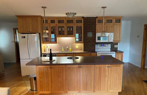 Whitewater Region Cabaña | Charming 4 Season Log Lake House w/ Hot Tub located in the Whitewater Region