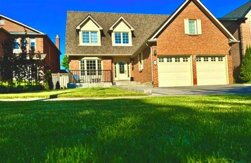 Richmond Hill Casa | Charming 4bedroom house In Lovely Richmond Hill Oak Ridges near Wilcox lake park