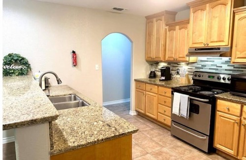Eagle Pass Casa | Charming 4beds/2bath Entire Home