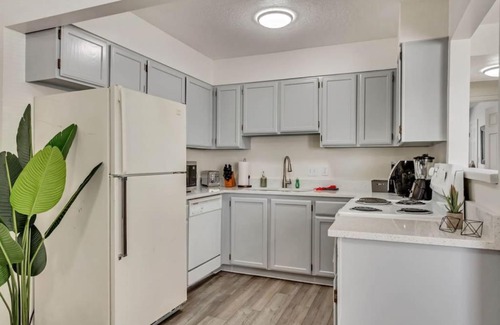 North Park Casa | Charming 4BR Townhouse in Central Provo