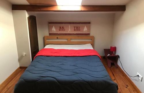 Croix Chapeau Casa | Charming 5-Bedroom House in Croix-Chapeau, La Rochelle, France