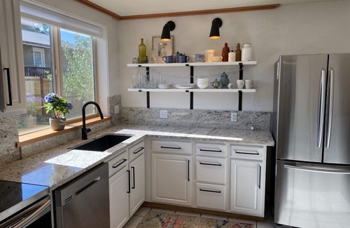 Gunnison Casa | Charming 5 Bedroom in town with 6 bikes!!!