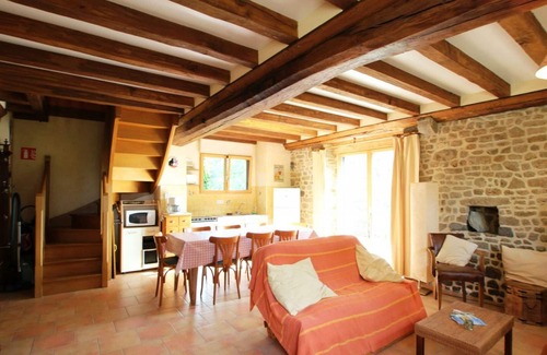 Le Parc Cabaña | Casa rural acogedora para 5, jardín, terraza, equipos para bebés, bicicletas, admite mascotas