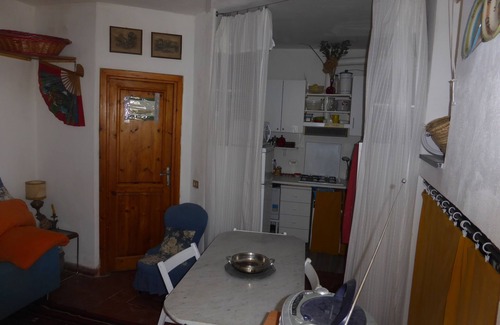 Bonassola Apartamento | Encantadora logia cubierta de 50m2 + con vistas al mar