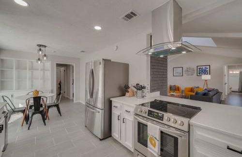 Plano Casa | Charming 5BD-3BA in the Heart of Plano -Sleeps 10