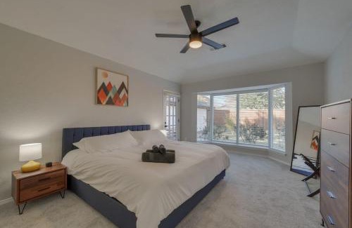 Plano Casa | Charming 5BD-3BA in the Heart of Plano -Sleeps 10