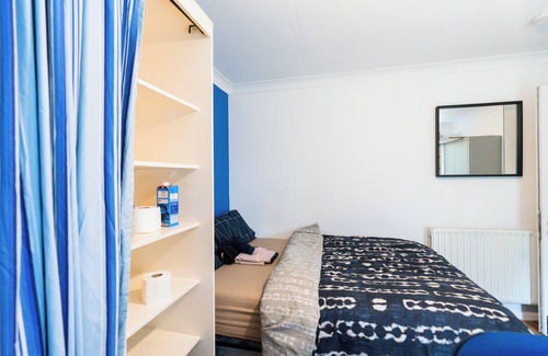 Reading Casa | Charming 6-bed House in Reading