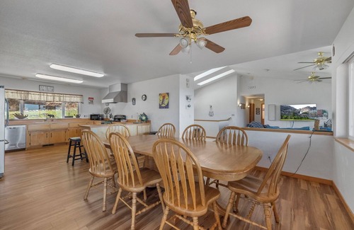 Twain Harte Cabina | Charming 6-bedroom cabin with stunning views!