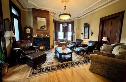 Boonville Casa | Charming 6-bedroom vacation rental in Boonville NY, with amazing views!