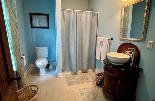 Boonville Casa | Charming 6-bedroom vacation rental in Boonville NY, with amazing views!