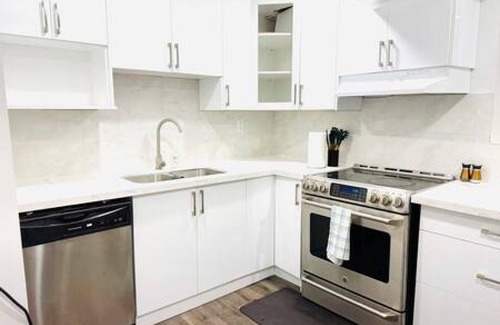 Brampton Casa | Charming 700 Sqft Retreat @Brampton