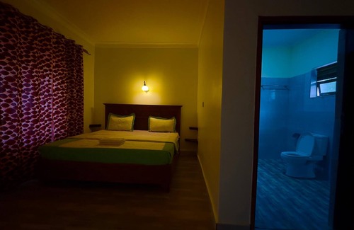 Sipi Cama Y Desayuno | Charming 9-bedroom bed & breakfast with fitness room, WiFi in amazing Sipi