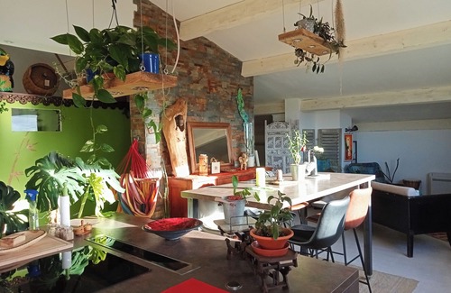 Carnoules Cama Y Desayuno | Charming accommodation with pool and spa