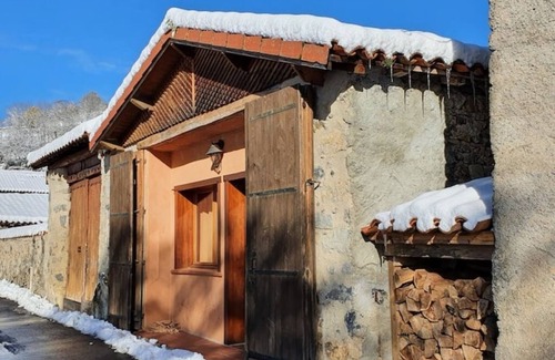Esbareich Casa | Charming accommodation in a mountain village