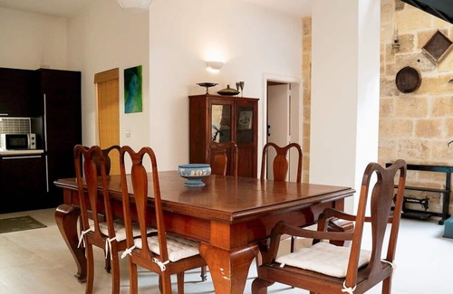 Qala Villa | A beautiful farmhouse with a rooftop pool