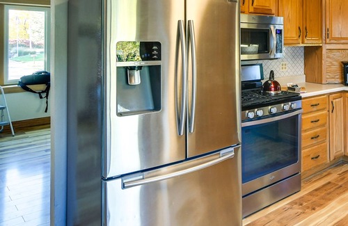 Ames Casa | Charming Ames Home: 1 Mi to Iowa State University!