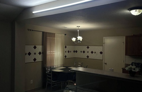 Mission Bend Casa | Charming and Affordable 3-bedroom house in Houston