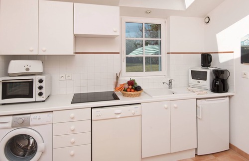Bangor Casa | Casita en el prado