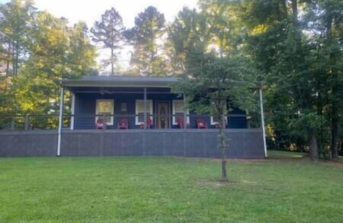 Counce Casa | Charming and Comfy Cabin in the Heart of Pickwick!