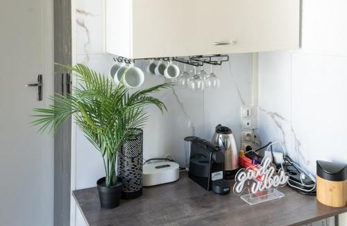 18th Arrondissement Hotel | Charming and Compact Studio-Jules Joffrin - Montmartre