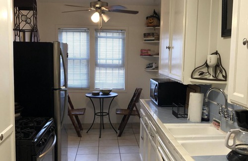 Westwood Apartamento | Encantador y acogedor apartamento en el Hear of Westwood Village