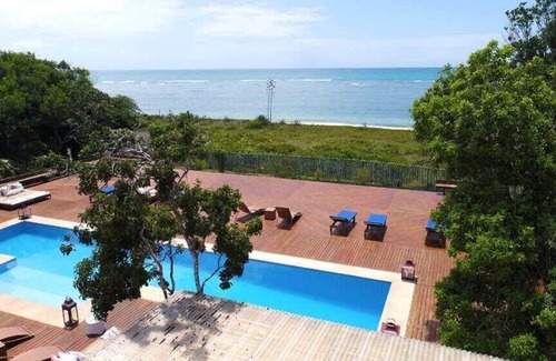 Alto da Cruz Apartamento | Charming and Cozy Bungalow Beach - BAH013