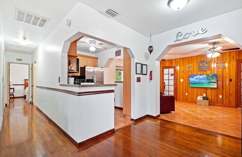 Westchester Casa | Charming and cozy family home 3 Bedrooms for up to 6 guests