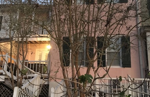 Madisonville Casa | Charming and Cozy lakefront townhome near historic Madisonville. Pet friendly!