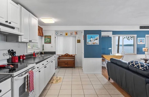 West Bath Cabaña | Charming and family-friendly 2-bedroom waterfront cottage in peaceful West Bath