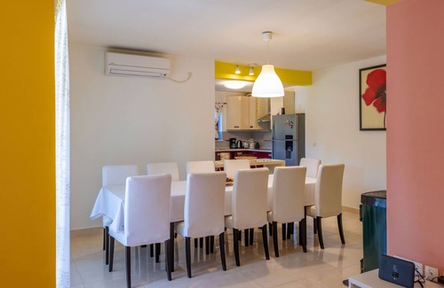 Santalezi Villa | Encantador e ideal para 10 vacacionistas