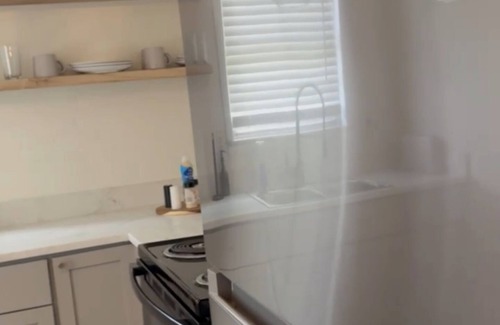 Brownsburg Casa | Charming and peaceful 2-bedroom house l with AC , full kitchen, & strong Wi-Fi.