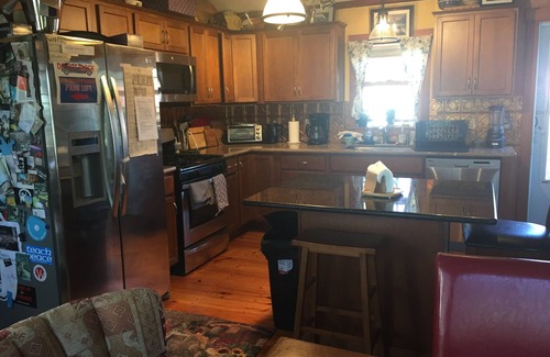 Pawcatuck Casa | Charming and Unique Beach and Town Sleeps 7