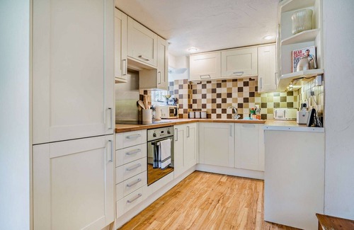 Longborough Cabaña | Charming and welcoming dog friendly - Horseshoe Cottage