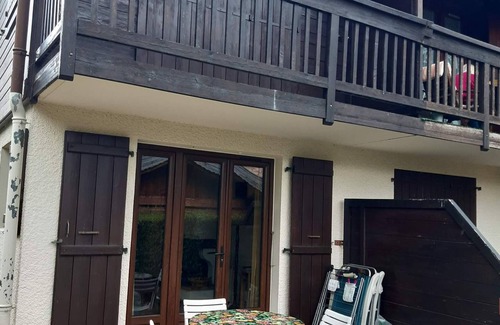 Les Tines Apartamento | Apto encantador con terraza, vista Mont Blanc, aparcamiento, 3/4 pers