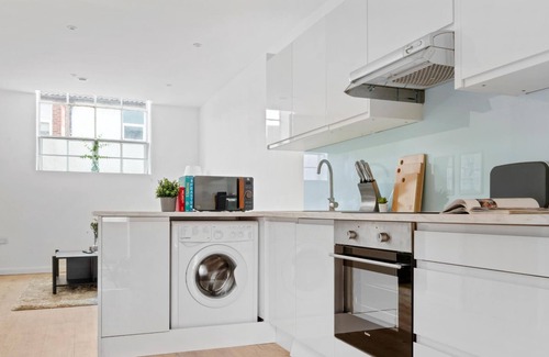 Newark Apartamento | Charming Apartment | Free Parking and Wi-Fi