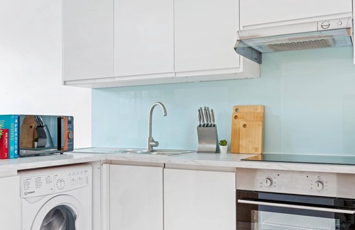 Newark Apartamento | Charming Apartment | Free Parking and Wi-Fi