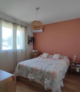 Ensues-la-Redonne Apartamento | Charming apartment Côte Bleue