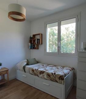 Ensues-la-Redonne Apartamento | Charming apartment Côte Bleue