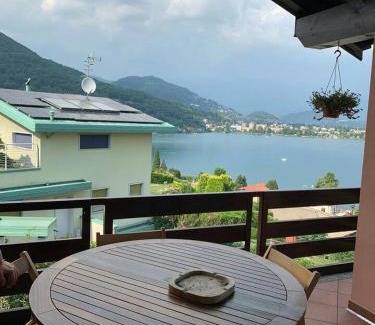 Lavena Ponte Tresa Apartamento | Charming Apartment in Lavena Ponte Tresa - 70m² - Spacious Terrace